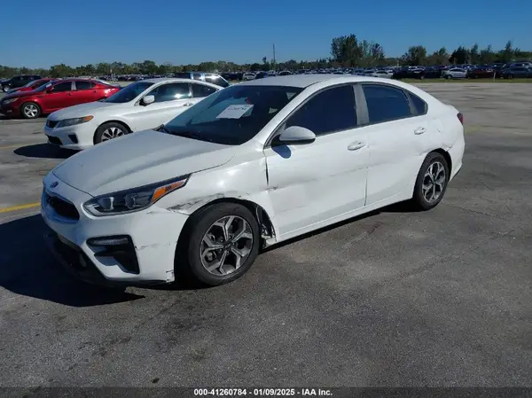 3KPF24AD6ME281831 2021 KIA FORTE - Image 2