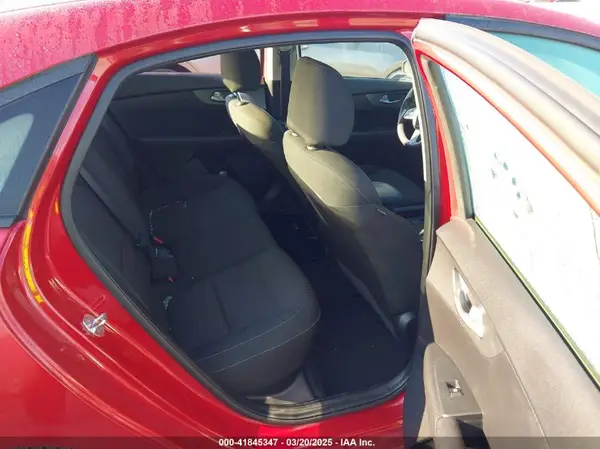3KPF24AD6ME285460 2021 KIA FORTE - Image 8