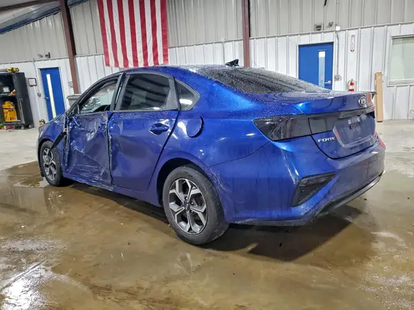3KPF24AD6ME285636 2021 KIA FORTE - Image 2