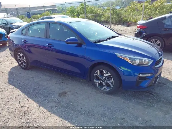 3KPF24AD6ME286818 2021 KIA FORTE - Image 1