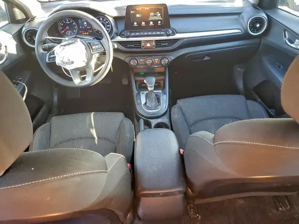 3KPF24AD6ME286852 2021 KIA FORTE - Image 8