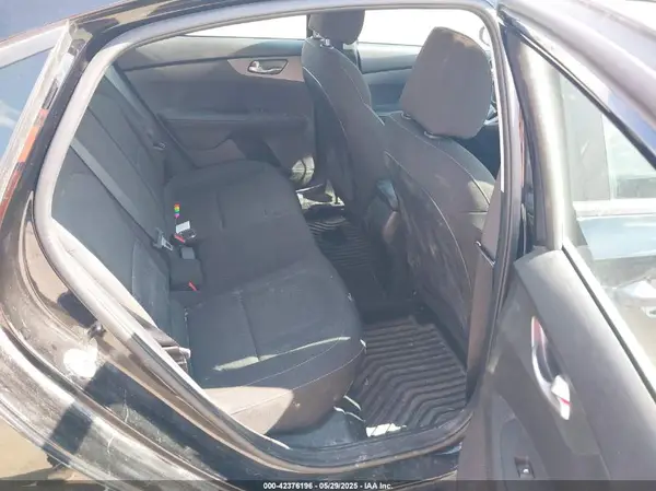 3KPF24AD6ME287337 2021 KIA FORTE - Image 8