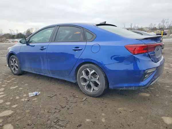 3KPF24AD6ME287886 2021 KIA FORTE - Image 2