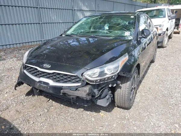 3KPF24AD6ME287905 2021 KIA FORTE - Image 2