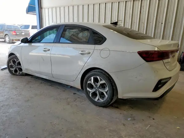 3KPF24AD6ME291260 2021 KIA FORTE - Image 2