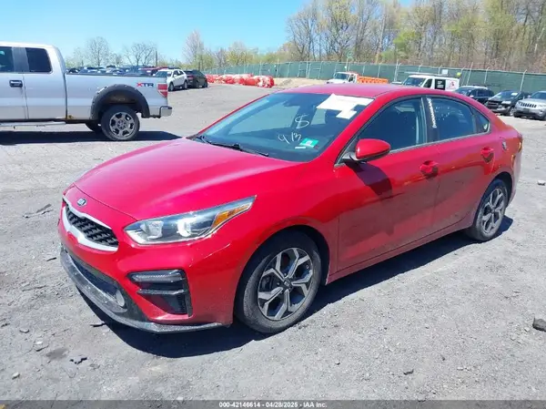 3KPF24AD6ME299861 2021 KIA FORTE - Image 2