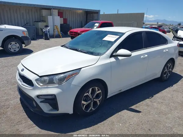 3KPF24AD6ME300281 2021 KIA FORTE - Image 2