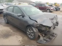 3KPF24AD6ME300961 2021 KIA FORTE