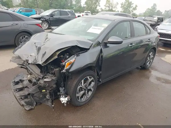 3KPF24AD6ME300961 2021 KIA FORTE - Image 2