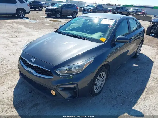 3KPF24AD6ME301138 2021 KIA FORTE - Image 2