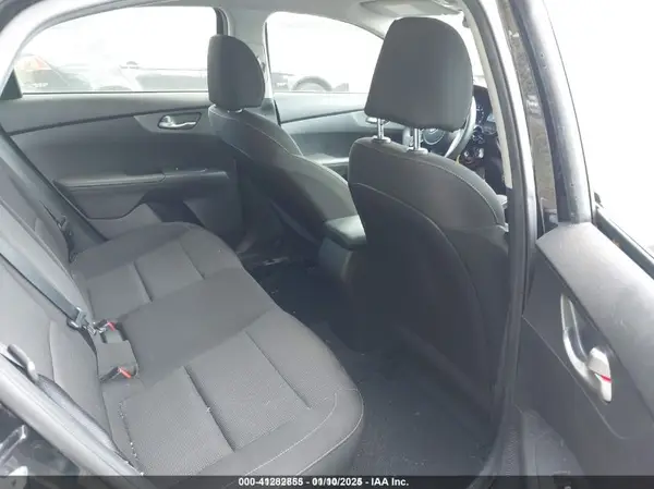 3KPF24AD6ME302029 2021 KIA FORTE - Image 8