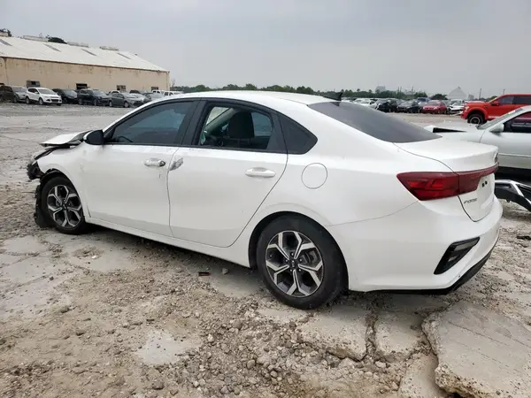 3KPF24AD6ME303374 2021 KIA FORTE - Image 2