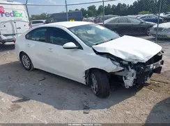 3KPF24AD6ME303505 2021 KIA FORTE