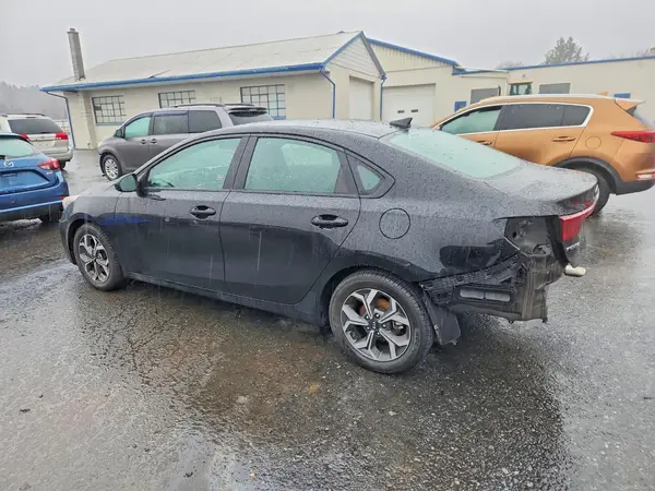 3KPF24AD6ME304184 2021 KIA FORTE - Image 2
