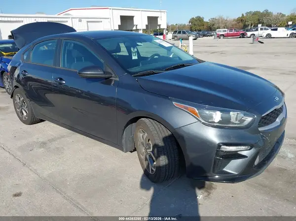 3KPF24AD6ME305240 2021 KIA FORTE - Image 1