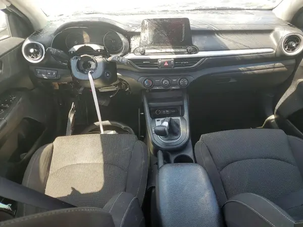 3KPF24AD6ME305819 2021 KIA FORTE - Image 8