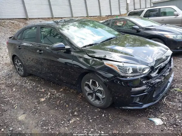 3KPF24AD6ME307117 2021 KIA FORTE - Image 1