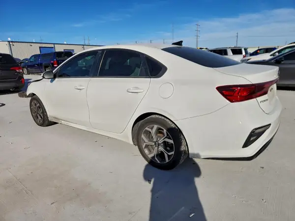 3KPF24AD6ME309966 2021 KIA FORTE - Image 2