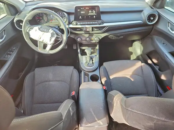 3KPF24AD6ME309966 2021 KIA FORTE - Image 8