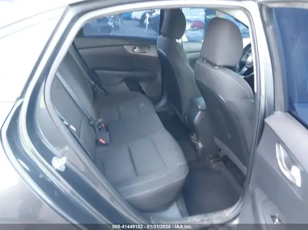 3KPF24AD6ME315329 2021 KIA FORTE - Image 8