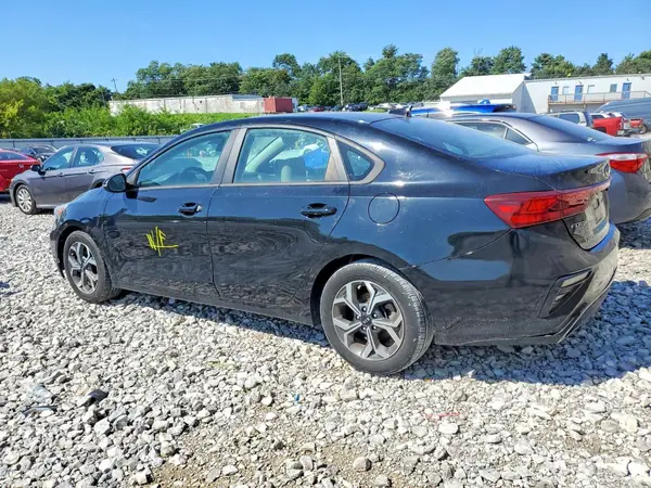 3KPF24AD6ME315766 2021 KIA FORTE - Image 2