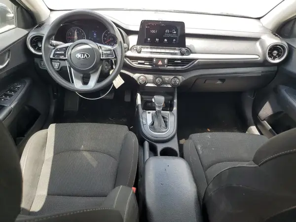 3KPF24AD6ME319526 2021 KIA FORTE - Image 8