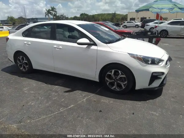 3KPF24AD6ME322989 2021 KIA FORTE - Image 1