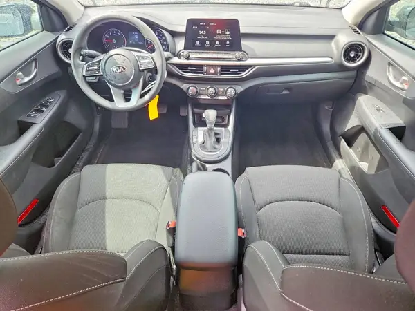 3KPF24AD6ME325116 2021 KIA FORTE - Image 8