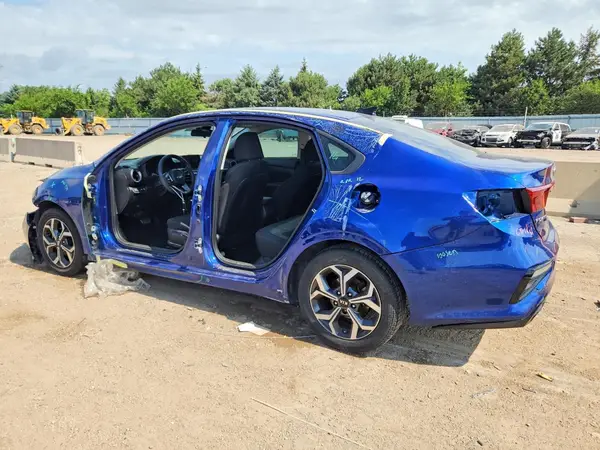 3KPF24AD6ME325231 2021 KIA FORTE - Image 2