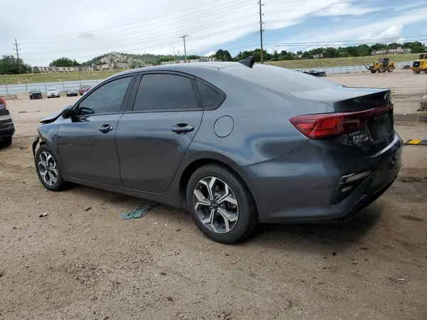 3KPF24AD6ME326668 2021 KIA FORTE - Image 2