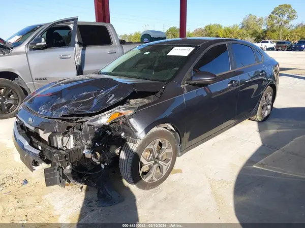 3KPF24AD6ME330607 2021 KIA FORTE - Image 2