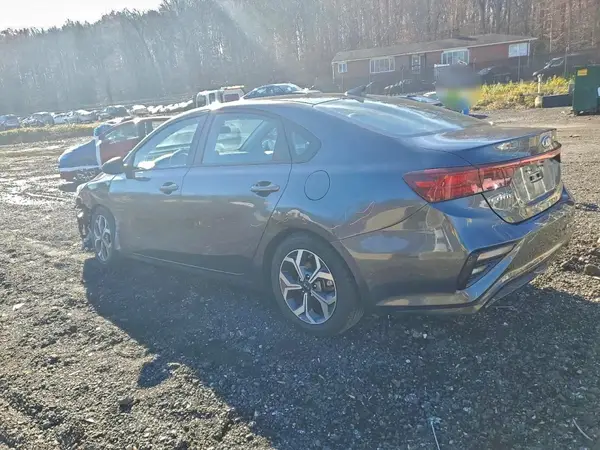 3KPF24AD6ME331370 2021 KIA FORTE - Image 2