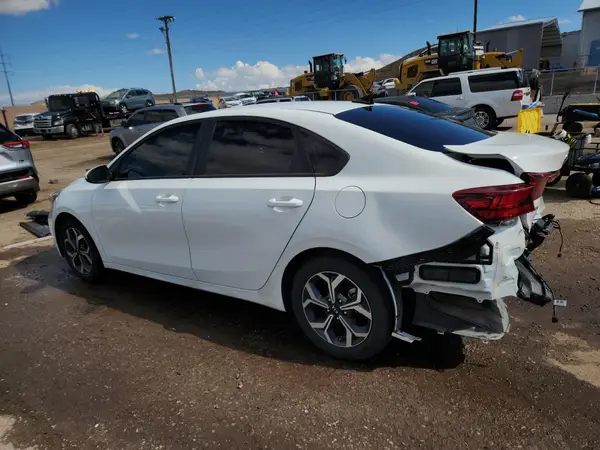 3KPF24AD6ME331417 2021 KIA FORTE - Image 2