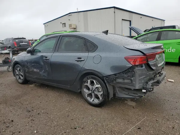 3KPF24AD6ME331661 2021 KIA FORTE - Image 2