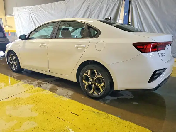 3KPF24AD6ME331708 2021 KIA FORTE - Image 2