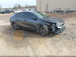 3KPF24AD6ME332356 2021 KIA FORTE