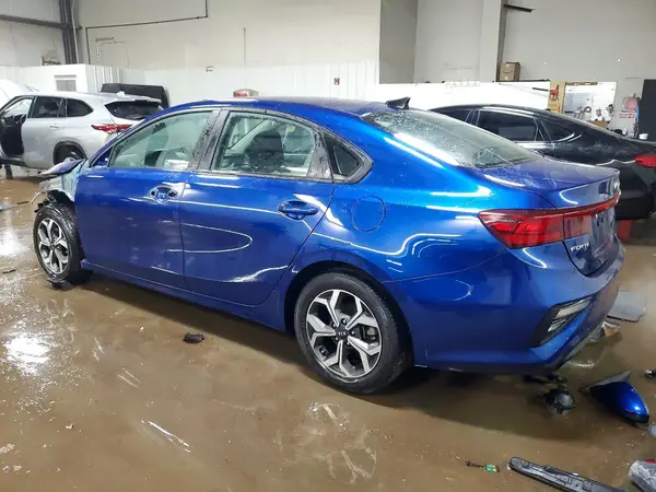 3KPF24AD6ME333250 2021 KIA FORTE - Image 2