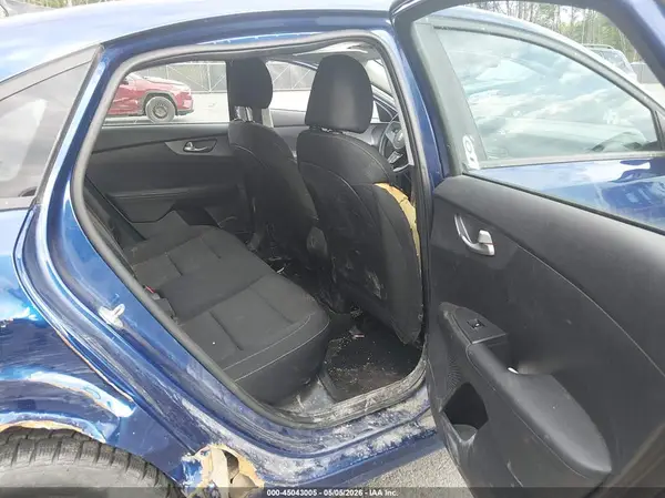 3KPF24AD6ME336407 2021 KIA FORTE - Image 8