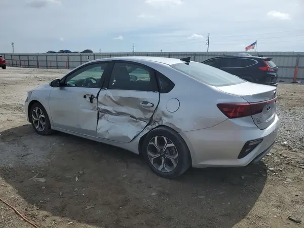 3KPF24AD6ME336469 2021 KIA FORTE - Image 2