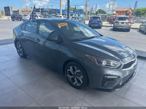 3KPF24AD6ME337864 2021 KIA FORTE - Image 1