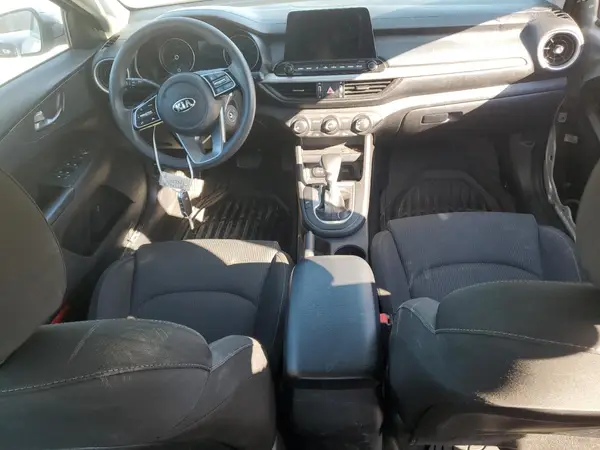 3KPF24AD6ME339453 2021 KIA FORTE - Image 8