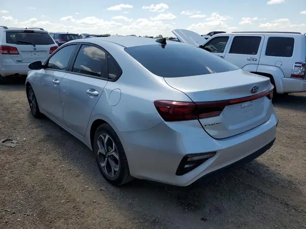 3KPF24AD6ME339498 2021 KIA FORTE - Image 2