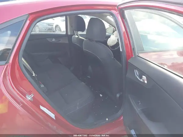 3KPF24AD6ME340375 2021 KIA FORTE - Image 8