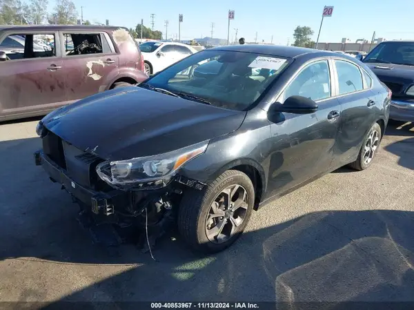 3KPF24AD6ME341865 2021 KIA FORTE - Image 2