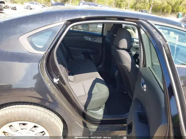 3KPF24AD6ME344684 2021 KIA FORTE - Image 8