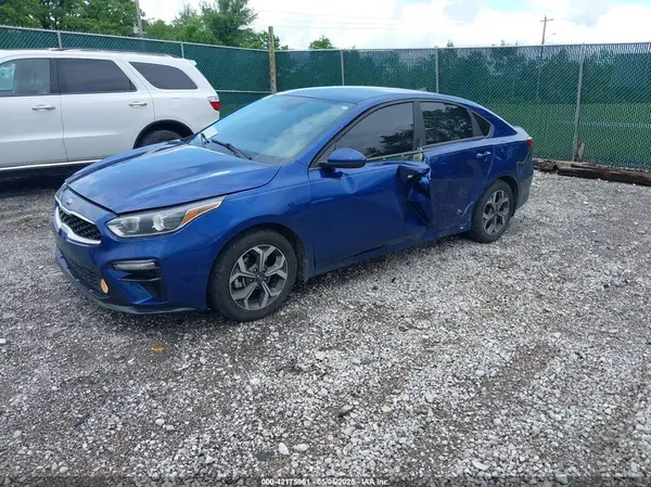 3KPF24AD6ME345740 2021 KIA FORTE - Image 2