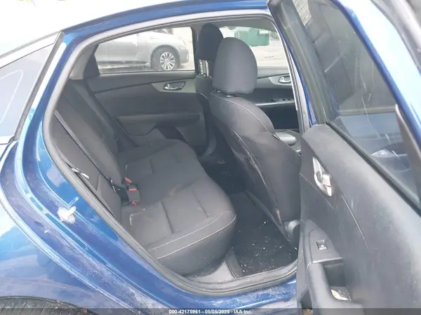 3KPF24AD6ME345740 2021 KIA FORTE - Image 8