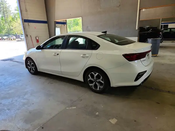 3KPF24AD6ME346127 2021 KIA FORTE - Image 2