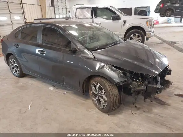 3KPF24AD6ME346192 2021 KIA FORTE - Image 1
