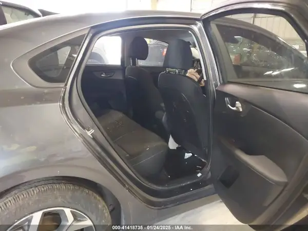 3KPF24AD6ME346192 2021 KIA FORTE - Image 8
